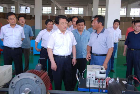 淄博市委书记、市人大常委会主任刘慧晏来公司视察工作。